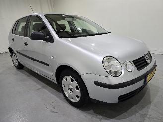 Auto incidentate Volkswagen Polo 1.4-16V AUT 5.Drs 2002/8