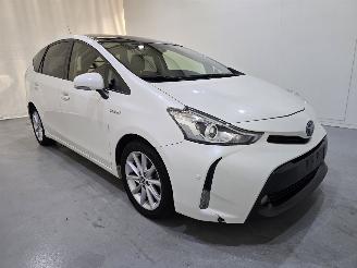 skadebil auto Toyota Prius Plus Grand 1.8 CVT AUT 7-seats Pano 2019/10