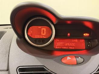 Renault Twingo 1.5 dCi 85 Collection Airco picture 32