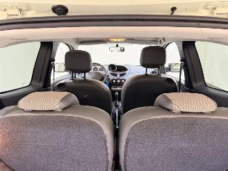 Renault Twingo 1.5 dCi 85 Collection Airco picture 24