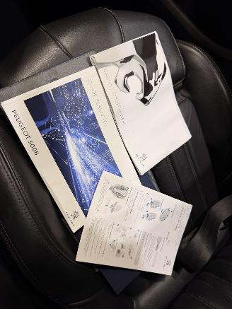 Peugeot 5008 1.2 PureTech 130 Executive Aut8 7-pers. picture 50