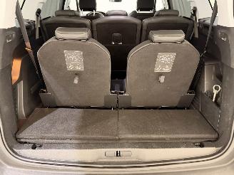Peugeot 5008 1.2 PureTech 130 Executive Aut8 7-pers. picture 59