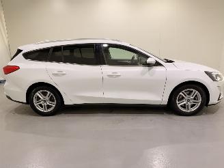 Ford Focus Wagon 1.0 EcoBoost Trend Edition picture 7