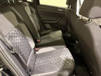 Volkswagen Taigo 1.0 TSI R Line Business Black Aut7 Pano picture 33