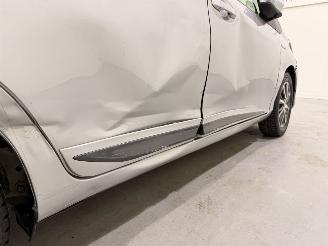 Toyota Yaris HB 1.5VVT-i HEV Y20 Automaat picture 45