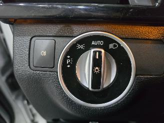 Mercedes E-klasse 200 CGI Avantgarde AUT 135Kw Bjr.2011 picture 27