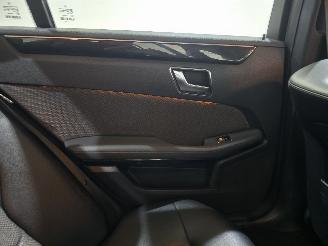 Mercedes E-klasse 200 CGI Avantgarde AUT 135Kw Bjr.2011 picture 38