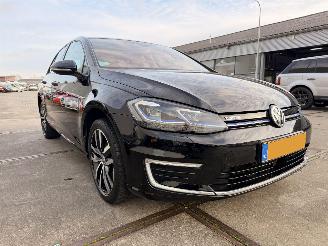 krockskadad bil auto Volkswagen Golf VII e-Golf Limited 100kW 2019/3