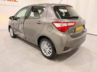 Toyota Yaris HB 1.0 VVT-i Aspiration picture 15
