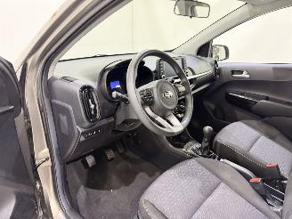 Kia Picanto 1.0 Comfortplus Navigator picture 8