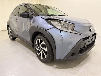 Schadeauto Toyota Aygo X 1.0 VVT-i Envy Automaat 2024/12