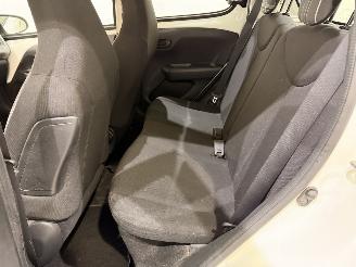 Peugeot 108 HB 1.0 e-VTi Active Airco picture 17