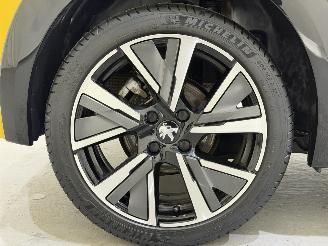Peugeot 208 HB 1.2 Puretech 130 GT-Line Aut8 picture 36