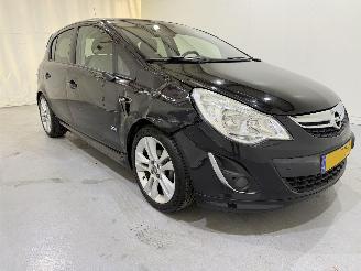 Coche accidentado Opel Corsa HB 1.4 Cosmo Navi/Airco 2011/4