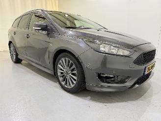 škoda osobní automobily Ford Focus Wagon ST-Line 140 EcoBoost 2018/4