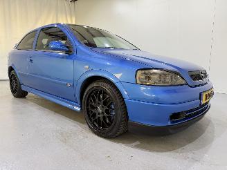 krockskadad bil auto Opel Astra 2.0-16V OPC 2000/2