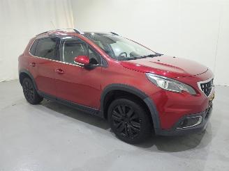 krockskadad bil auto Peugeot 2008 1.2 PureTech Allure Panorama Bjr.2016 2016/8