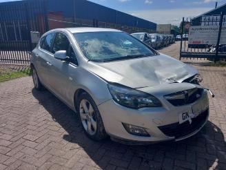 disassembly passenger cars Opel Astra Astra J (PC6/PD6/PE6/PF6), Hatchback 5-drs, 2009 / 2015 2.0 CDTI 16V 165 Ecotec 2012/2