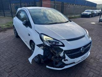 Uttjänta bilar auto Opel Corsa-E Corsa E, Hatchback, 2014 1.6 OPC Turbo 16V 2015/10