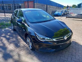 Vrakbiler auto Opel Astra Astra K, Hatchback 5-drs, 2015 / 2022 1.0 SIDI Turbo 12V 2018/3