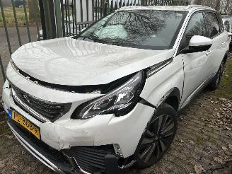 škoda osobní automobily Peugeot 5008 1.2 PureTech Allure 2017/7