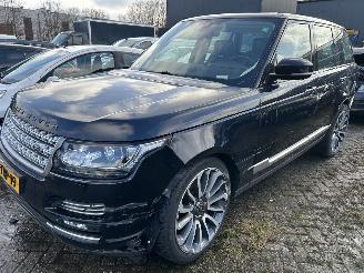 uszkodzony samochody osobowe Land Rover Range Rover 3.0 TDV6  Autobiography  Automaat  Pano-Leer Bomvolle auto 2014/4