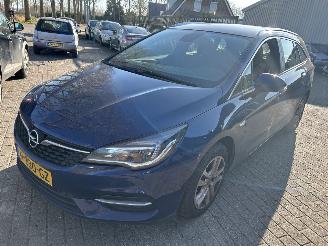 Unfallwagen Opel Astra Sports Tourer 1.5 CDTI  Launch Edition   ( met motorschade ) 2020/1