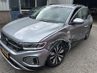 Avarii autoturisme Volkswagen T-Roc 1.0 TSI    Move 2023/9