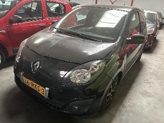Schadeauto Renault Twingo 1.2 2011/6