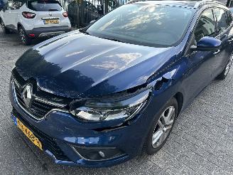 Schadeauto Renault Mégane Stationcar 1.2 TCe  Zen 2017/8
