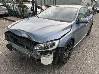  Volvo S-60 2.0    ( Schuifdak,Leer )  108845 KM 2017/11