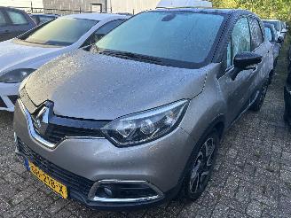 Renault Captur 1.2 TCe  Automaat  ( schadevrij ) picture 1