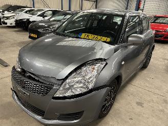 krockskadad bil auto Suzuki Swift 1.2 Comfort 2012/8