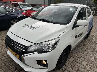 Damaged car Mitsubishi Space-star 1.0 Cool+ 2020/11