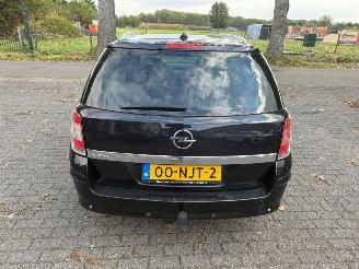 Opel Astra 1.6 Stationcar picture 5