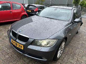 skadebil auto BMW 3-serie 318 D  Touring 2007/3