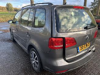 Volkswagen Touran 1.6 TDI  Automaat  ( 7 persoons ) picture 7