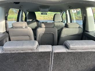 Volkswagen Touran 1.6 TDI  Automaat  ( 7 persoons ) picture 8