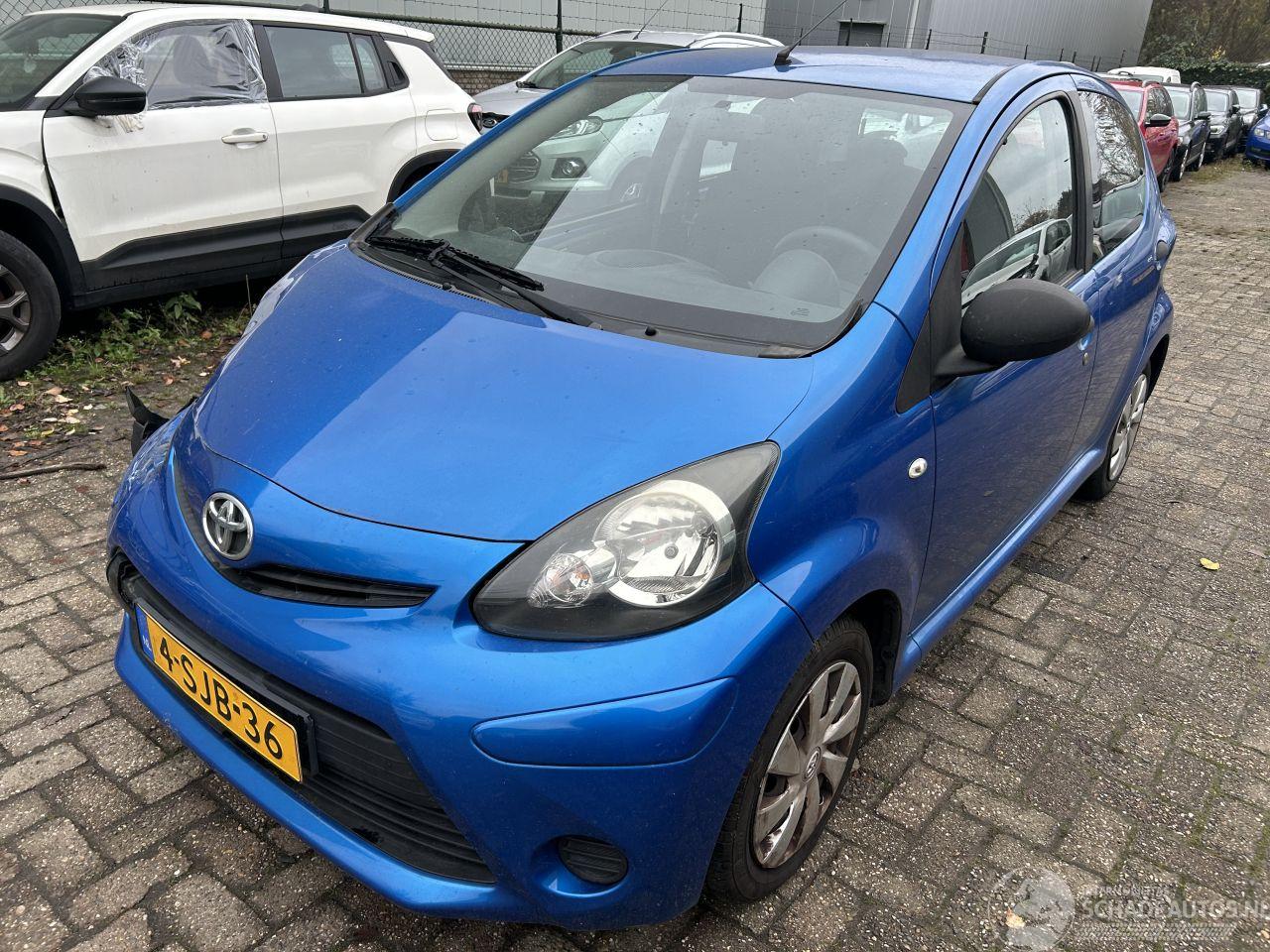 Toyota Aygo 1.0 VVT-i Now 5 Drs - airco