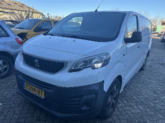 skadebil bedrijf Peugeot Expert 2.0 BlueHDI 2017/1