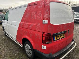 Volkswagen Transporter 2.0 TDI picture 6