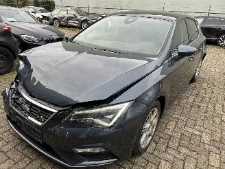 škoda osobní automobily Seat Leon 2.0 TDI  Automaat FR uitvoerring  5 Drs Panoramadak 2019/2
