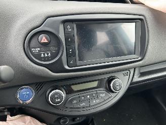 Toyota Yaris 1.5 Hybrid Dynamic  Automaat picture 10