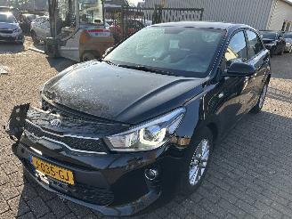 Coche accidentado Kia Rio 1.0 T-GDI 2020/8