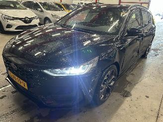 Avarii autoturisme Ford Focus 1.0 EcoBoost Hybrid ST Line Stationcar   125 PK 2024/8