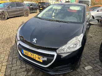 Auto incidentate Peugeot 208 1.0 PureTech Access 2015/10