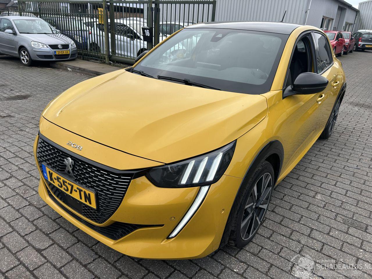 Peugeot 208 1.2 PureTech   GT