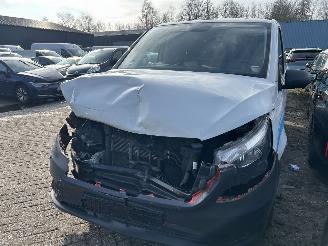 skadebil bedrijf Mercedes Vito 114 CDI  Automaat  Dubbel Cabine 2018/6