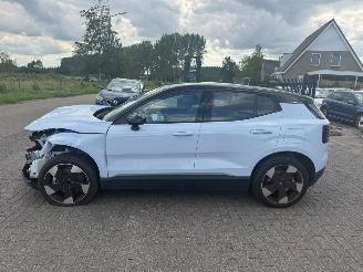 Volvo EX30 Extended Range Plus picture 9