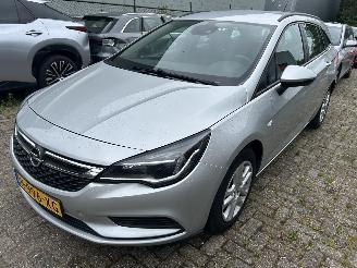 Auto incidentate Opel Astra Stationcar 1.0 2017/7